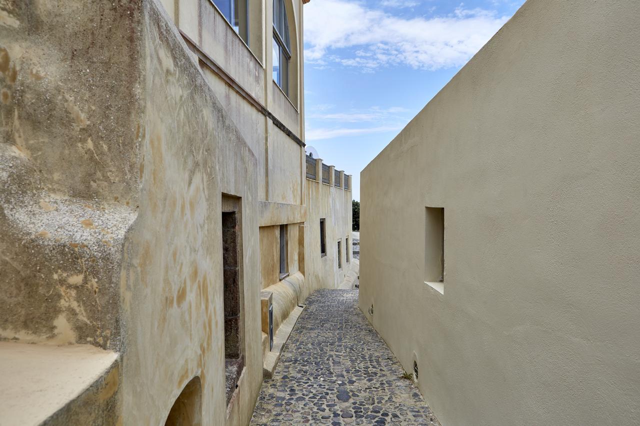 White & Co. La Torre Suites Pýrgos Eksteriør billede