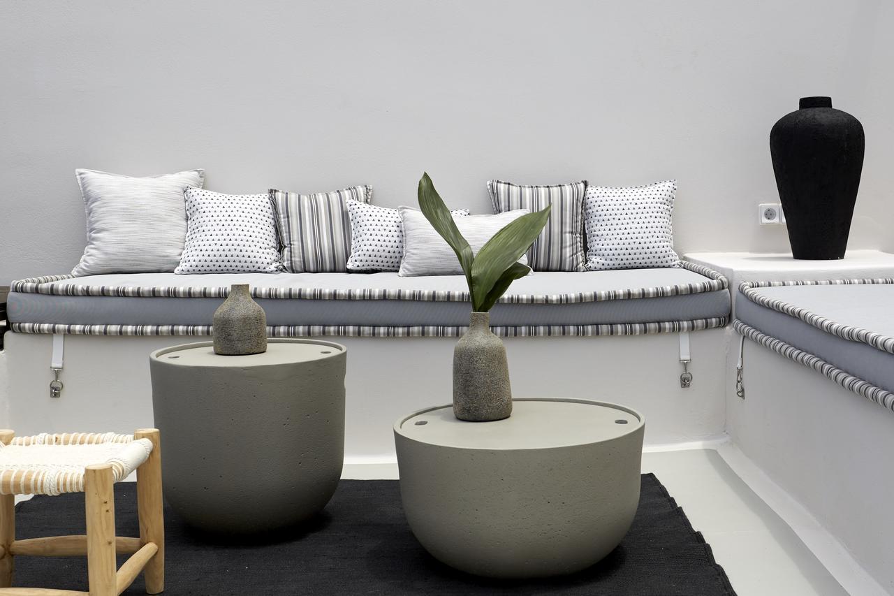 White & Co. La Torre Suites Pýrgos Eksteriør billede